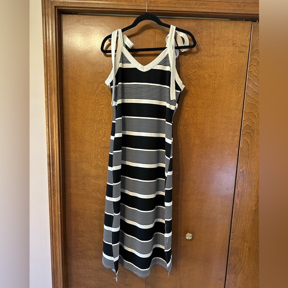 Black & White Striped Bow Midi Dress - Picture 2 of 3